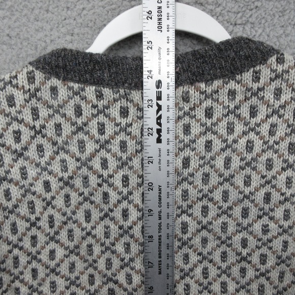 L.L. Bean Gray Patterned Nordic Wool Blend Cardigan Sweater - Picture 10 of 10